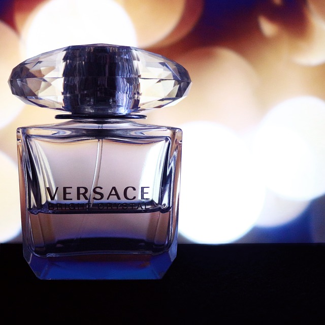 Oryginalne perfumy damskie Versace